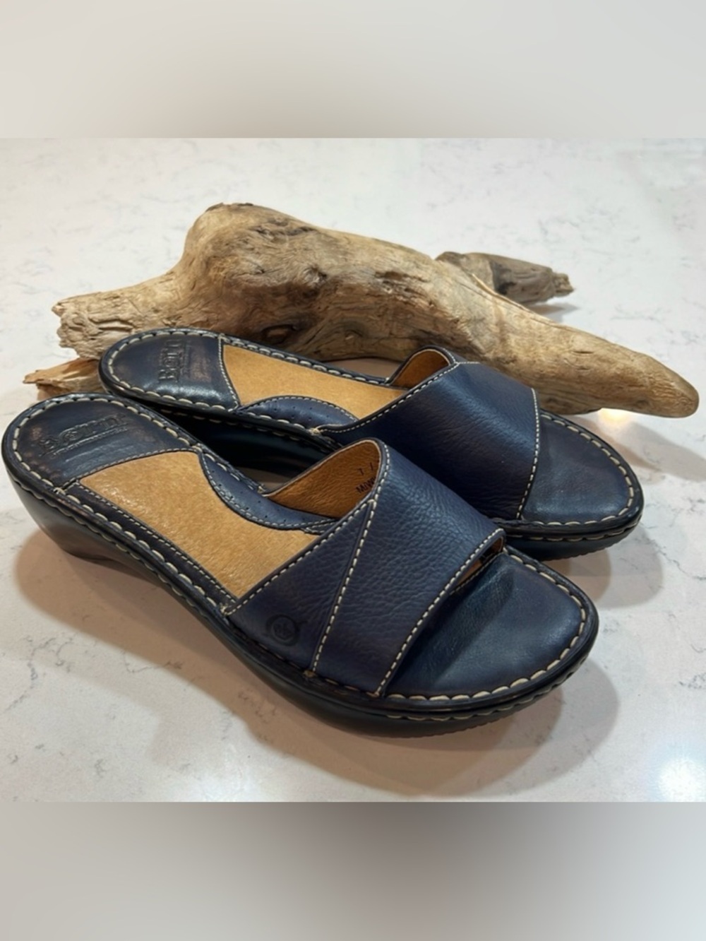 Born blue leather women’s slip on sandals size 7